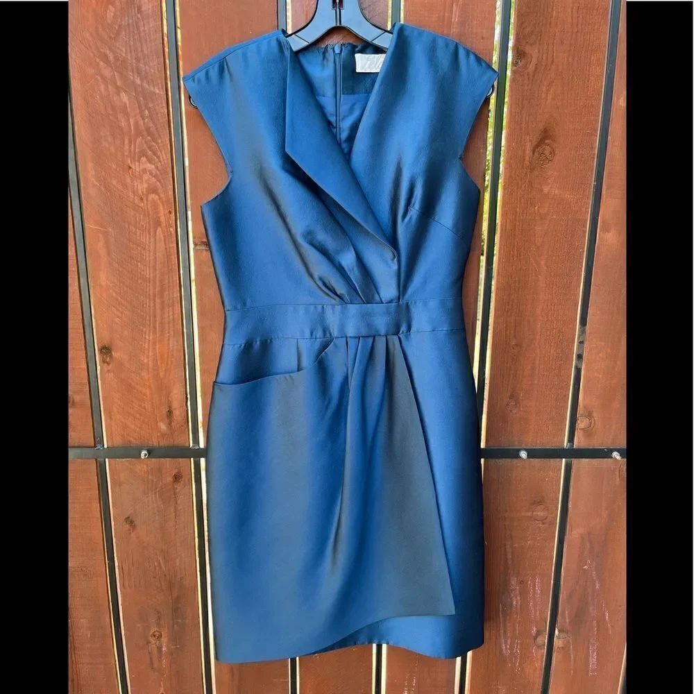 Lela Rose Cocktail dress blue size 6